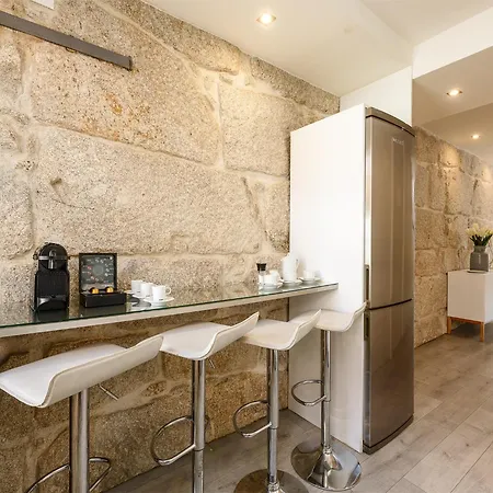 Charming Retreat With River Views Apartamento